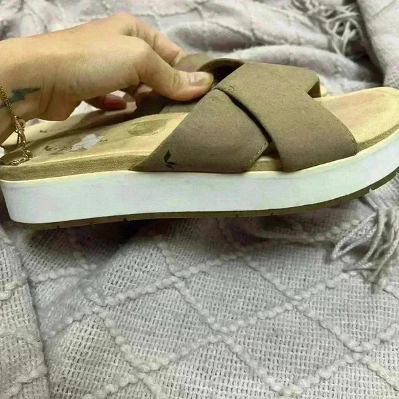 Koolaburra sandals shoes for women size 7 - Picture 8 of 11